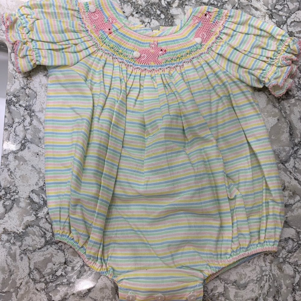 Smocked Bunny Bubble